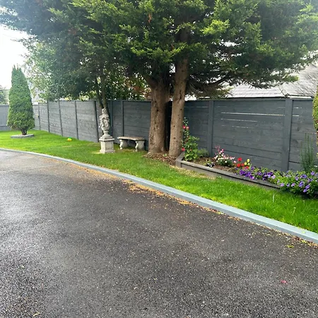 Natonia House * تولامور